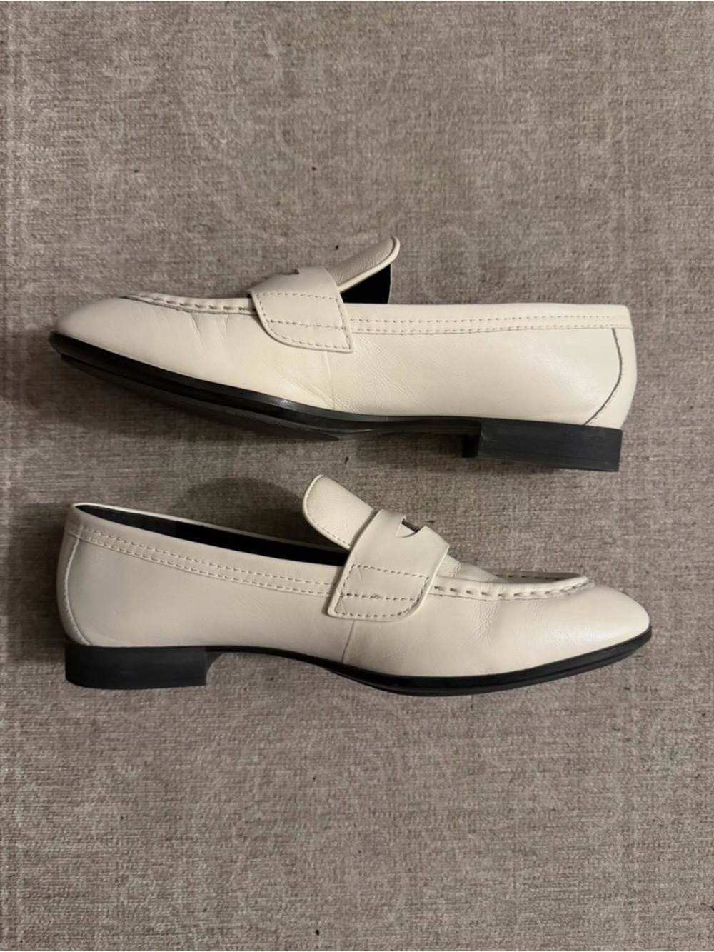 VINCE CAMUTO Leather Parama Penny Loafers - Picture 4 of 7